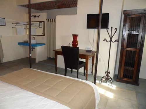 Hotel Casa Armonia Tlaquepaque